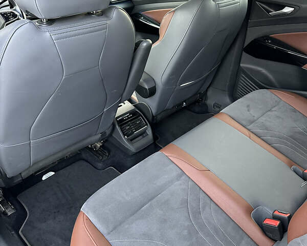 Белый Фольксваген ID.4, объемом двигателя 0 л и пробегом 191 тыс. км за 21400 $, фото 16 на Automoto.ua