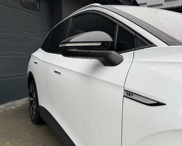 Белый Фольксваген ID.4, объемом двигателя 0 л и пробегом 56 тыс. км за 23500 $, фото 7 на Automoto.ua