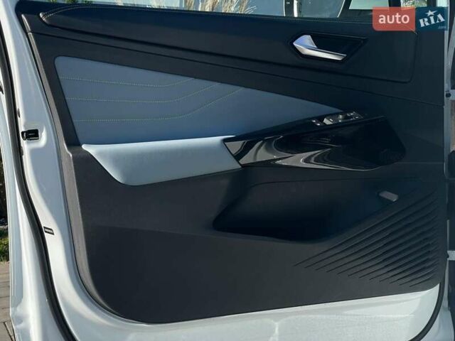 Белый Фольксваген ID.4, объемом двигателя 0 л и пробегом 38 тыс. км за 24500 $, фото 14 на Automoto.ua