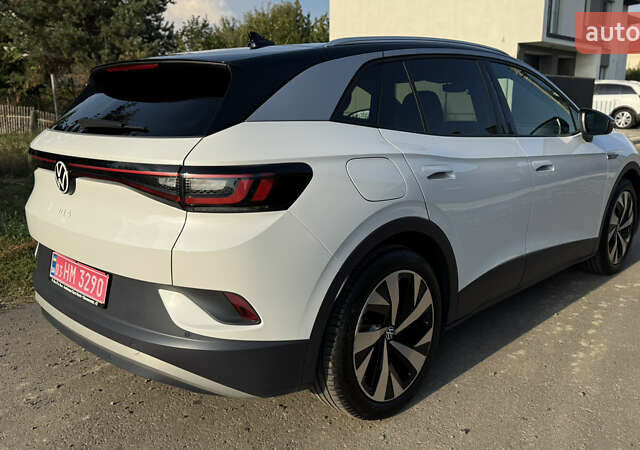 Белый Фольксваген ID.4, объемом двигателя 0 л и пробегом 131 тыс. км за 22500 $, фото 5 на Automoto.ua