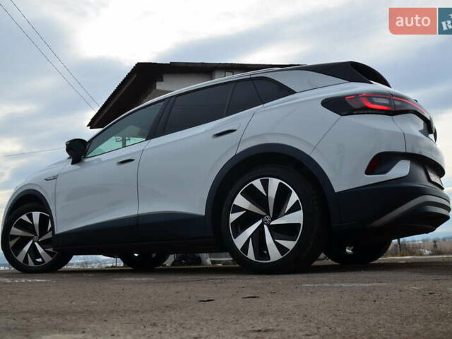 Белый Фольксваген ID.4, объемом двигателя 0 л и пробегом 113 тыс. км за 22350 $, фото 28 на Automoto.ua