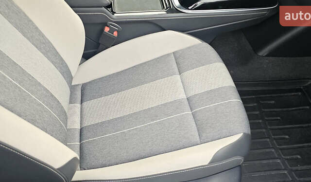 Білий Фольксваген ID.4, об'ємом двигуна 0 л та пробігом 60 тис. км за 23400 $, фото 5 на Automoto.ua