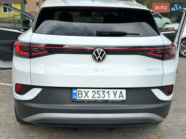 Белый Фольксваген ID.4, объемом двигателя 0 л и пробегом 43 тыс. км за 22900 $, фото 2 на Automoto.ua