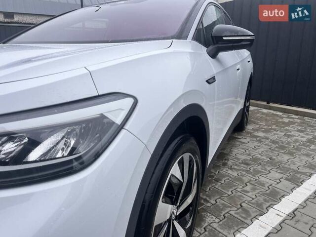 Белый Фольксваген ID.4, объемом двигателя 0 л и пробегом 108 тыс. км за 21500 $, фото 8 на Automoto.ua