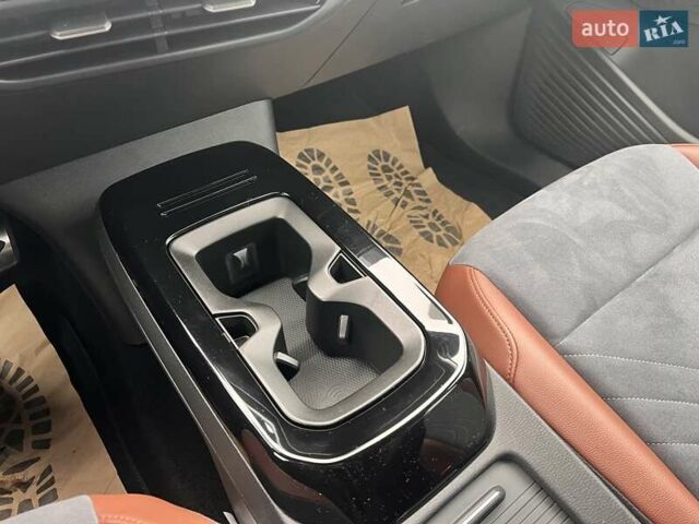 Белый Фольксваген ID.4, объемом двигателя 0 л и пробегом 108 тыс. км за 21500 $, фото 33 на Automoto.ua