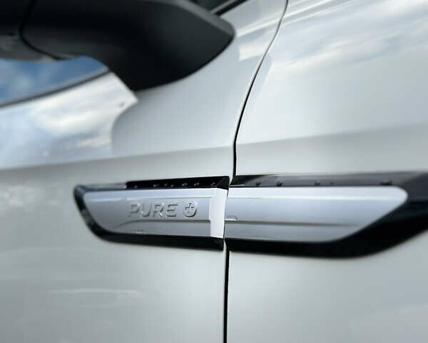 Белый Фольксваген ID.4, объемом двигателя 0 л и пробегом 43 тыс. км за 22900 $, фото 10 на Automoto.ua