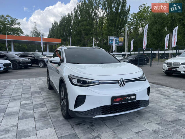 Белый Фольксваген ID.4, объемом двигателя 0 л и пробегом 64 тыс. км за 26900 $, фото 5 на Automoto.ua