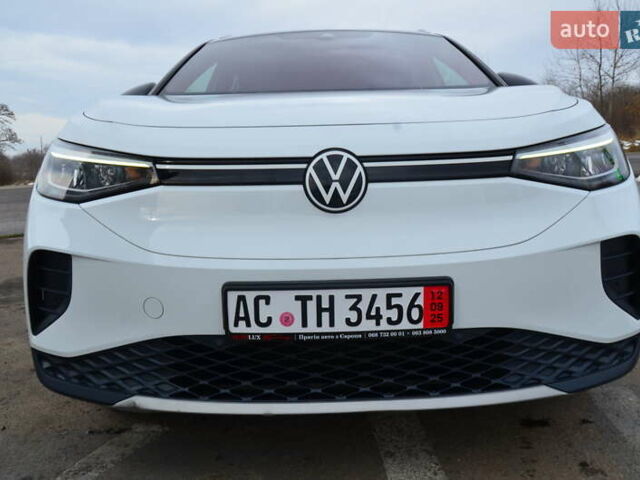 Белый Фольксваген ID.4, объемом двигателя 0 л и пробегом 113 тыс. км за 22350 $, фото 16 на Automoto.ua