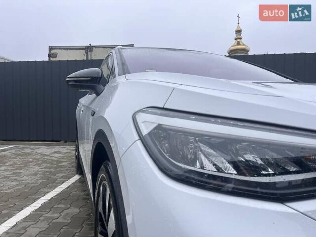 Белый Фольксваген ID.4, объемом двигателя 0 л и пробегом 108 тыс. км за 21500 $, фото 9 на Automoto.ua