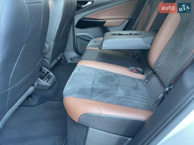 Білий Фольксваген ID.4, об'ємом двигуна 0 л та пробігом 230 тис. км за 21800 $, фото 26 на Automoto.ua