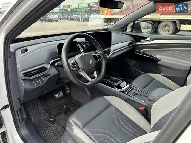 Белый Фольксваген ID.4, объемом двигателя 0 л и пробегом 34 тыс. км за 24300 $, фото 9 на Automoto.ua