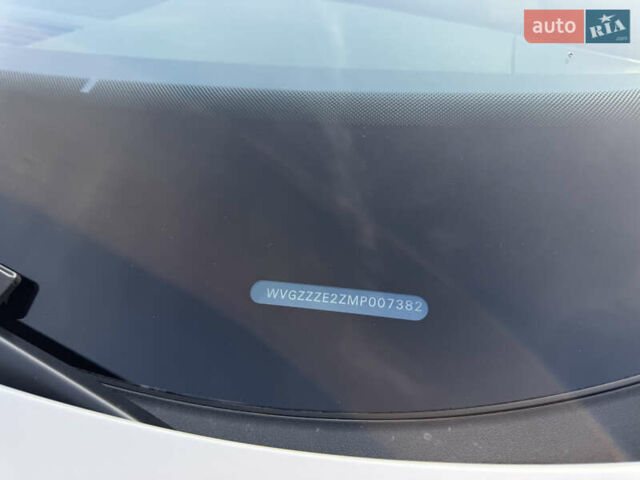 Белый Фольксваген ID.4, объемом двигателя 0 л и пробегом 131 тыс. км за 22500 $, фото 22 на Automoto.ua