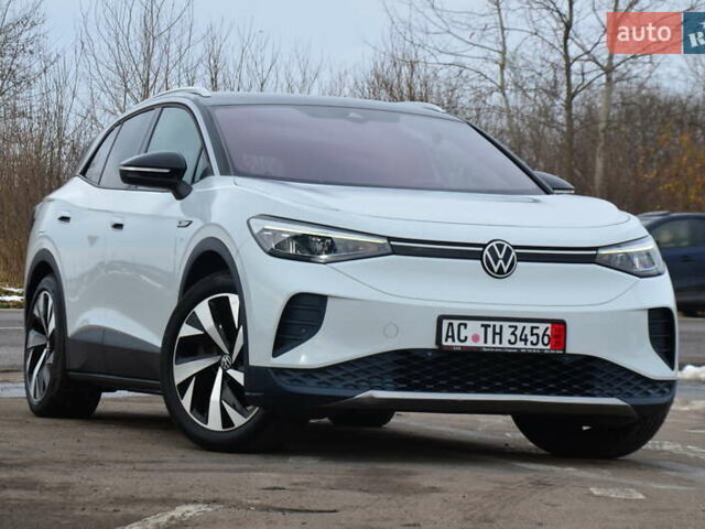 Белый Фольксваген ID.4, объемом двигателя 0 л и пробегом 113 тыс. км за 22350 $, фото 21 на Automoto.ua