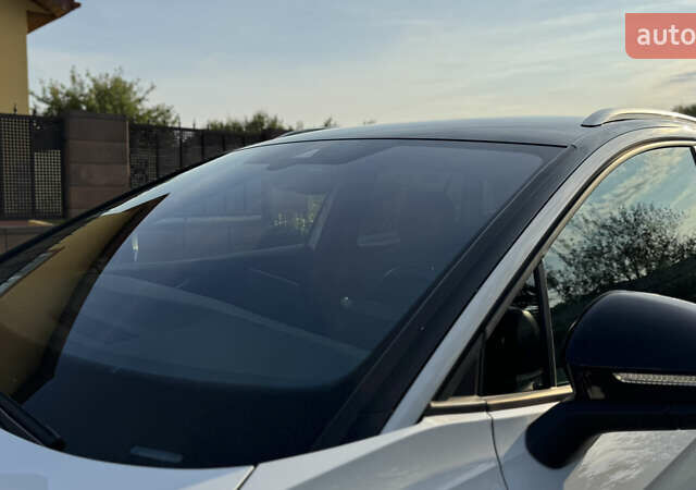 Белый Фольксваген ID.4, объемом двигателя 0 л и пробегом 131 тыс. км за 22500 $, фото 9 на Automoto.ua