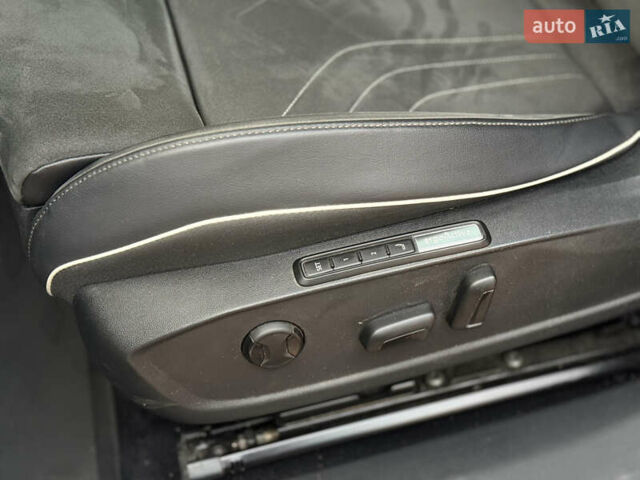 Білий Фольксваген ID.4, об'ємом двигуна 0 л та пробігом 47 тис. км за 16600 $, фото 25 на Automoto.ua