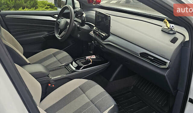 Білий Фольксваген ID.4, об'ємом двигуна 0 л та пробігом 60 тис. км за 23400 $, фото 9 на Automoto.ua