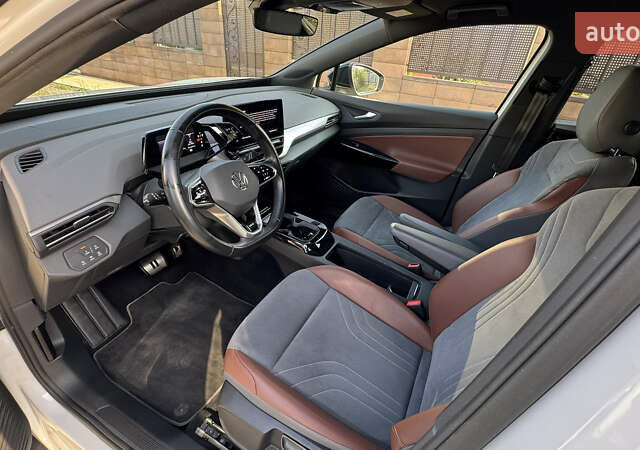 Белый Фольксваген ID.4, объемом двигателя 0 л и пробегом 131 тыс. км за 22500 $, фото 16 на Automoto.ua