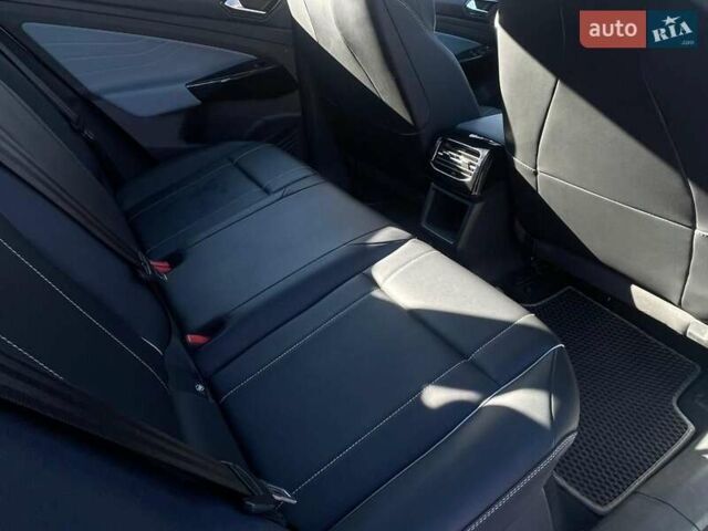 Белый Фольксваген ID.4, объемом двигателя 0 л и пробегом 38 тыс. км за 24500 $, фото 18 на Automoto.ua