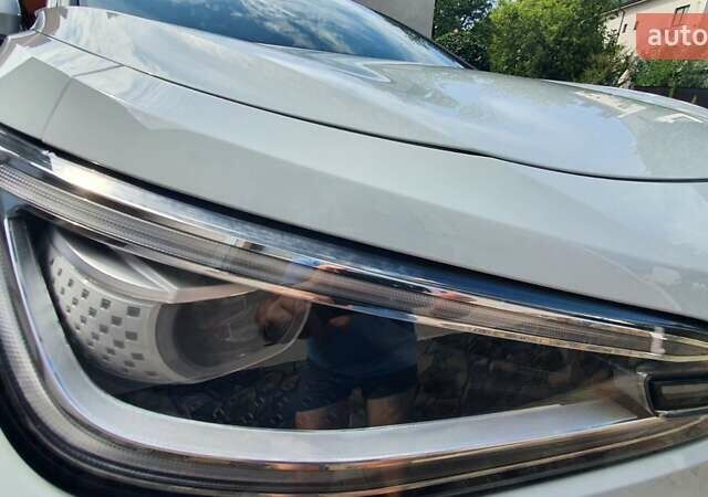 Белый Фольксваген ID.4, объемом двигателя 0 л и пробегом 16 тыс. км за 28900 $, фото 1 на Automoto.ua