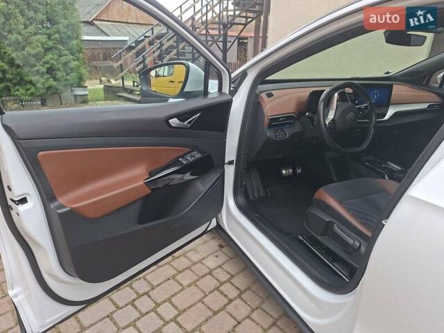 Белый Фольксваген ID.4, объемом двигателя 0 л и пробегом 115 тыс. км за 23100 $, фото 25 на Automoto.ua