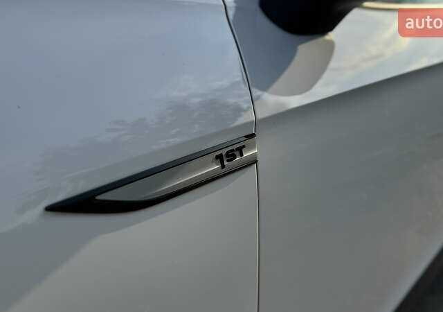 Белый Фольксваген ID.4, объемом двигателя 0 л и пробегом 131 тыс. км за 22500 $, фото 11 на Automoto.ua