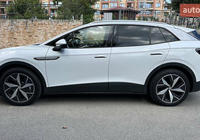 Белый Фольксваген ID.4, объемом двигателя 0 л и пробегом 5 тыс. км за 25000 $, фото 7 на Automoto.ua