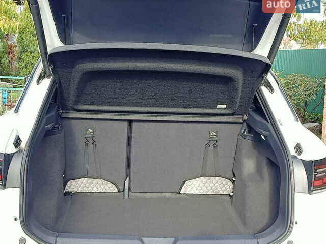 Белый Фольксваген ID.4, объемом двигателя 0 л и пробегом 43 тыс. км за 22900 $, фото 24 на Automoto.ua