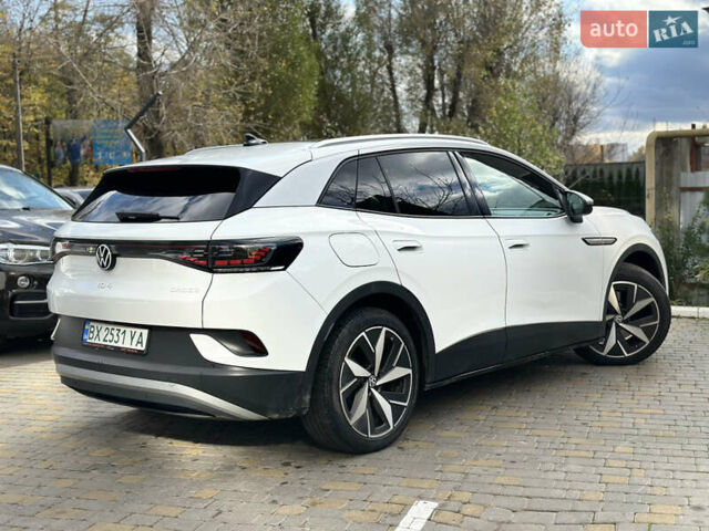 Белый Фольксваген ID.4, объемом двигателя 0 л и пробегом 43 тыс. км за 22900 $, фото 3 на Automoto.ua