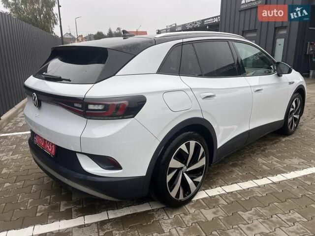 Белый Фольксваген ID.4, объемом двигателя 0 л и пробегом 108 тыс. км за 21500 $, фото 4 на Automoto.ua