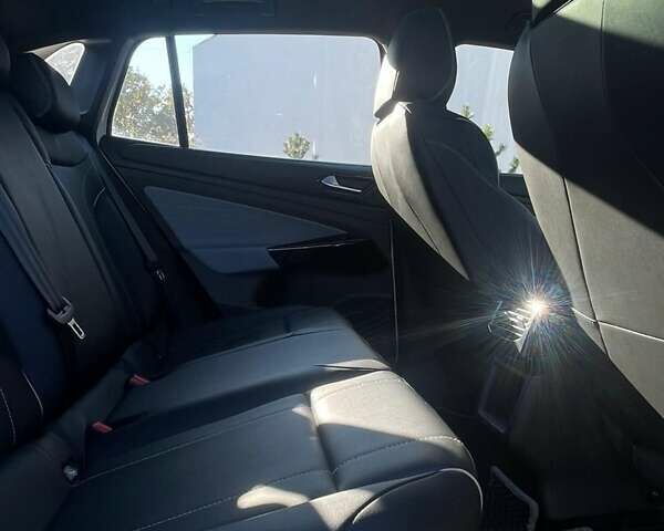 Белый Фольксваген ID.4, объемом двигателя 0 л и пробегом 38 тыс. км за 24500 $, фото 24 на Automoto.ua