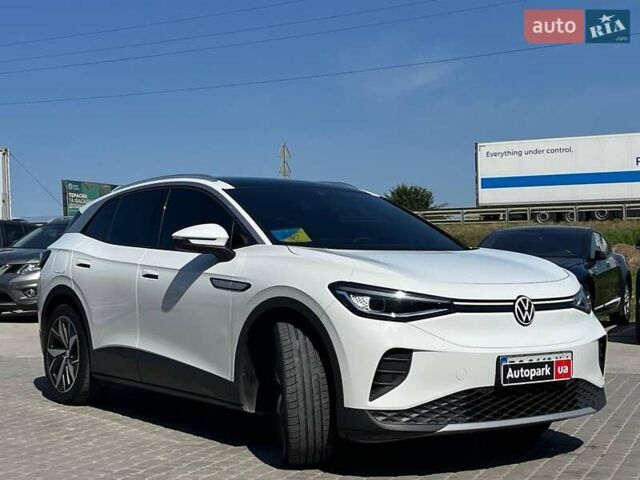 Белый Фольксваген ID.4, объемом двигателя 0 л и пробегом 87 тыс. км за 24790 $, фото 2 на Automoto.ua