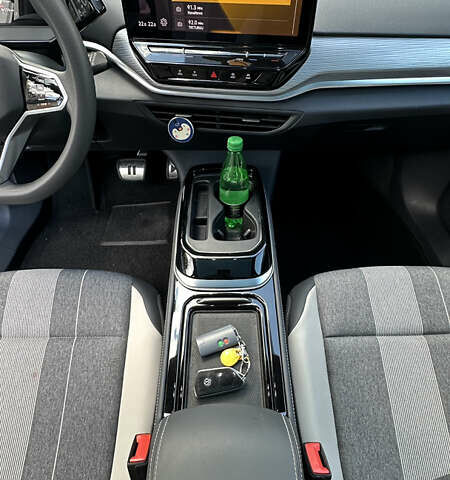 Белый Фольксваген ID.4, объемом двигателя 0 л и пробегом 5 тыс. км за 25000 $, фото 15 на Automoto.ua