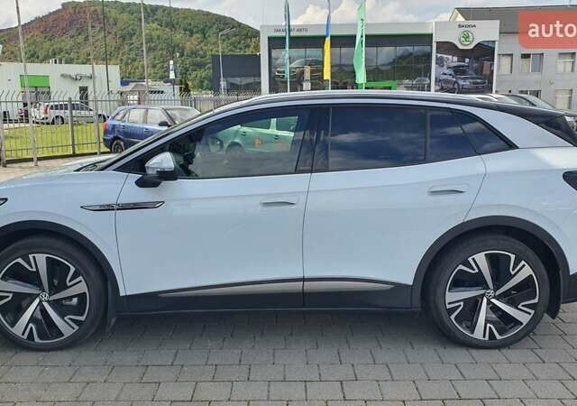 Белый Фольксваген ID.4, объемом двигателя 0 л и пробегом 16 тыс. км за 28900 $, фото 2 на Automoto.ua