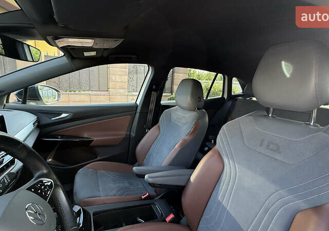 Белый Фольксваген ID.4, объемом двигателя 0 л и пробегом 131 тыс. км за 22500 $, фото 18 на Automoto.ua