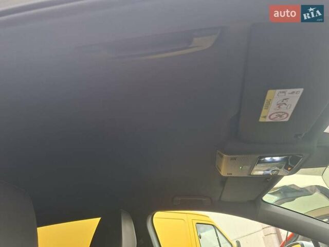 Белый Фольксваген ID.4, объемом двигателя 0 л и пробегом 115 тыс. км за 23100 $, фото 19 на Automoto.ua