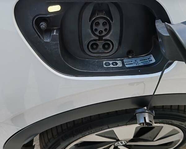 Белый Фольксваген ID.4, объемом двигателя 0 л и пробегом 88 тыс. км за 24500 $, фото 10 на Automoto.ua