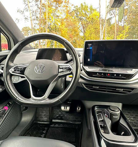 Белый Фольксваген ID.4, объемом двигателя 0 л и пробегом 72 тыс. км за 25500 $, фото 11 на Automoto.ua