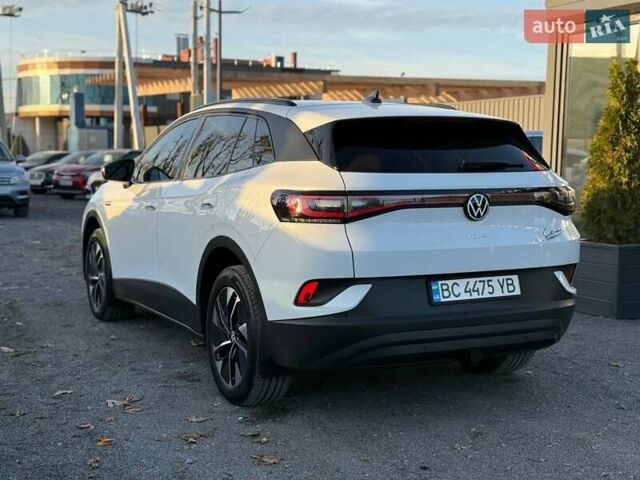 Белый Фольксваген ID.4, объемом двигателя 0 л и пробегом 92 тыс. км за 29000 $, фото 2 на Automoto.ua