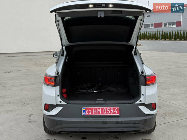 Белый Фольксваген ID.4, объемом двигателя 0 л и пробегом 61 тыс. км за 20900 $, фото 68 на Automoto.ua