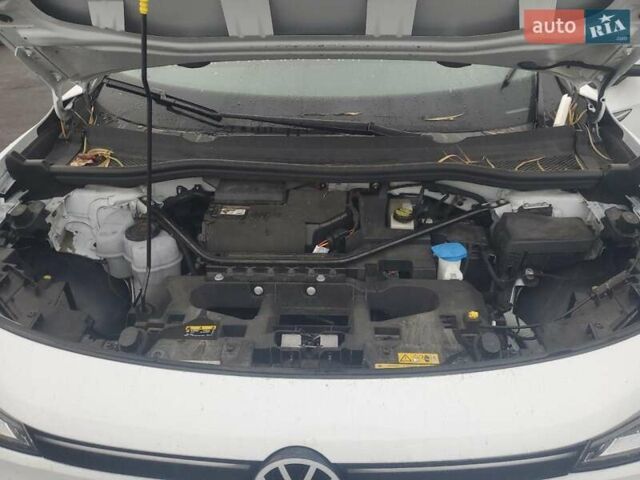 Белый Фольксваген ID.4, объемом двигателя 0 л и пробегом 63 тыс. км за 10700 $, фото 11 на Automoto.ua