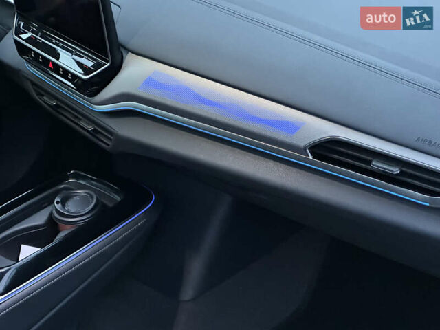 Белый Фольксваген ID.4, объемом двигателя 0 л и пробегом 65 тыс. км за 22999 $, фото 19 на Automoto.ua