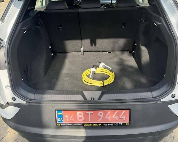 Белый Фольксваген ID.4, объемом двигателя 0 л и пробегом 60 тыс. км за 23900 $, фото 11 на Automoto.ua