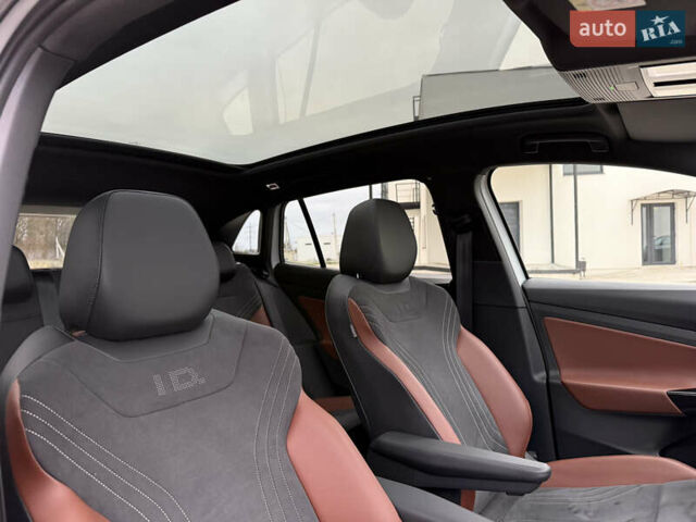 Белый Фольксваген ID.4, объемом двигателя 0 л и пробегом 61 тыс. км за 20900 $, фото 56 на Automoto.ua