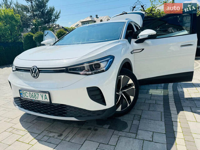 Белый Фольксваген ID.4, объемом двигателя 0 л и пробегом 55 тыс. км за 25000 $, фото 2 на Automoto.ua
