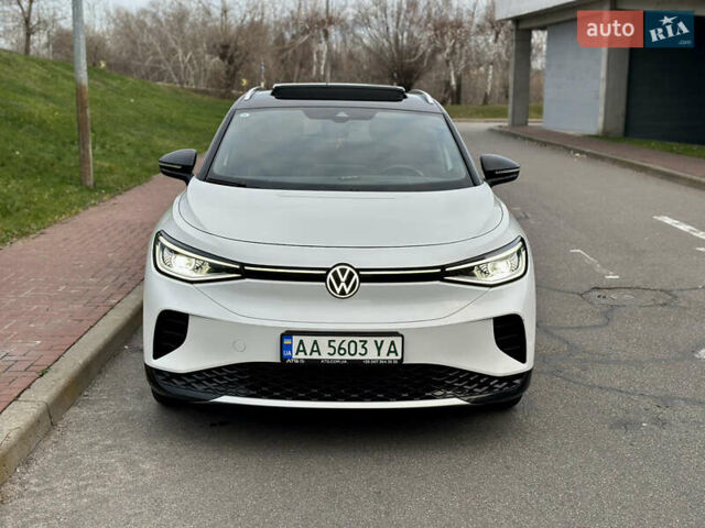 Белый Фольксваген ID.4, объемом двигателя 0 л и пробегом 65 тыс. км за 22999 $, фото 6 на Automoto.ua