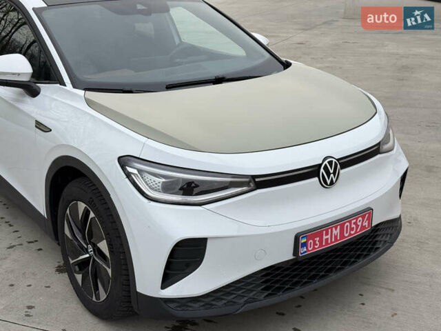 Белый Фольксваген ID.4, объемом двигателя 0 л и пробегом 61 тыс. км за 20900 $, фото 25 на Automoto.ua