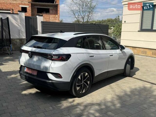 Белый Фольксваген ID.4, объемом двигателя 0 л и пробегом 60 тыс. км за 23900 $, фото 6 на Automoto.ua