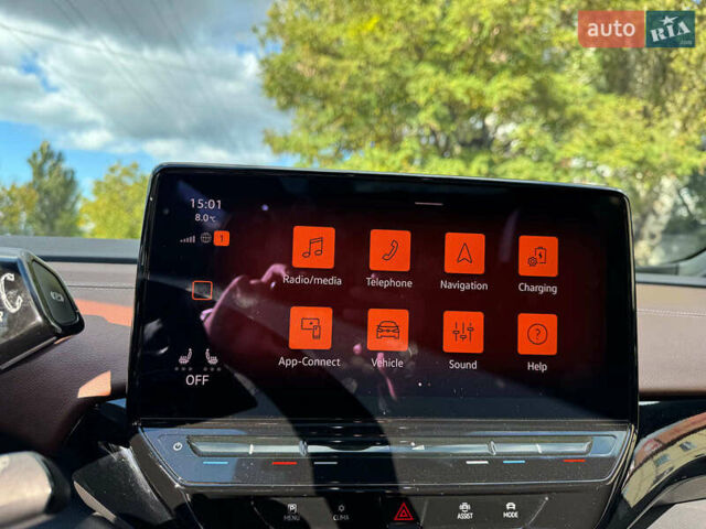 Білий Фольксваген ID.4, об'ємом двигуна 0 л та пробігом 34 тис. км за 26440 $, фото 31 на Automoto.ua