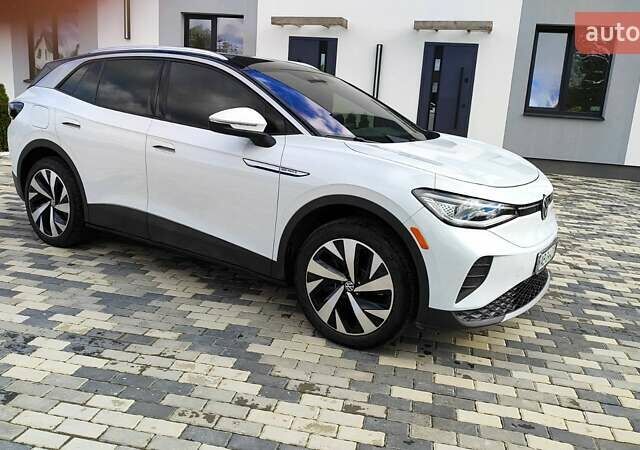 Белый Фольксваген ID.4, объемом двигателя 0 л и пробегом 34 тыс. км за 26600 $, фото 11 на Automoto.ua