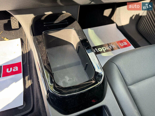 Білий Фольксваген ID.4, об'ємом двигуна 0 л та пробігом 34 тис. км за 26440 $, фото 28 на Automoto.ua